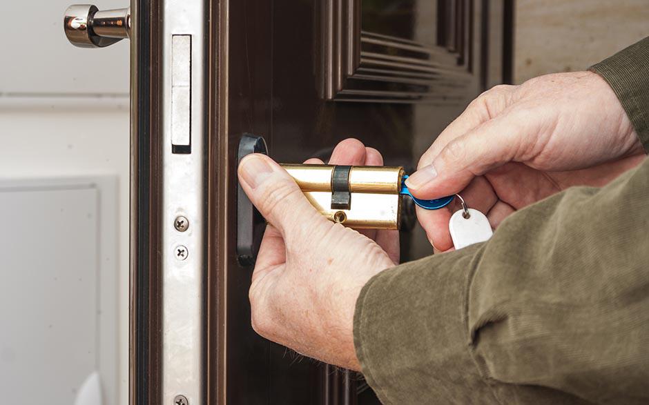 serrurier ouverture de porte service Noisy-le-Roi