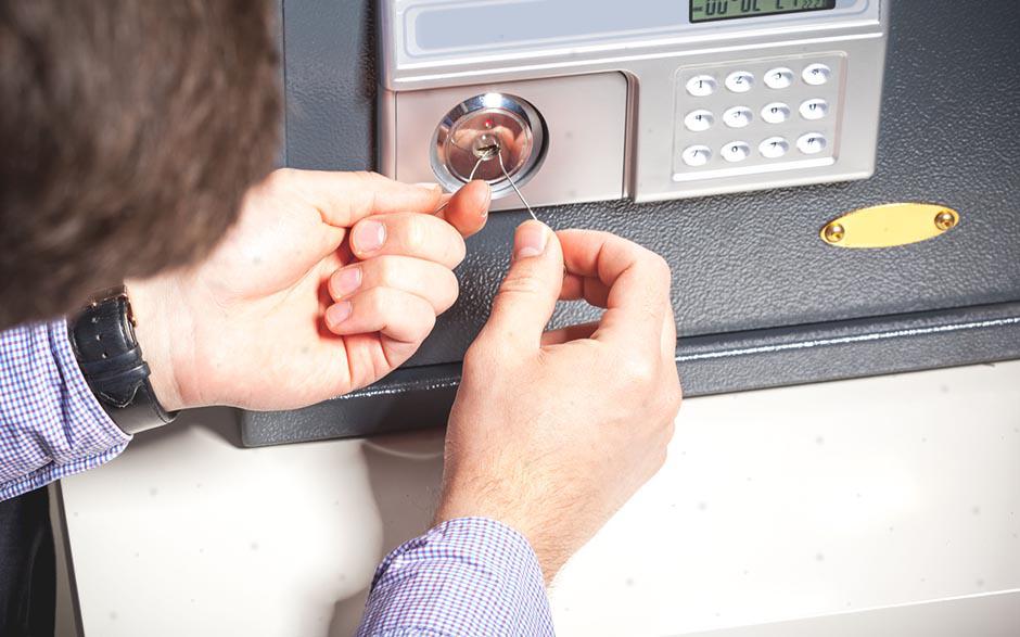 serrurier ouverture de porte service Noisy-le-Roi